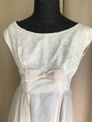 Vintage 60’s ivory ball gown made of lace, chiffon and double layers of lining