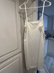 Vintage 10/105 Vassarette Lace Trim Full Slip Dress Ivory Nylon Size 38