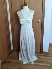 Satin NIGHTGOWN Size Medium Greek Goddess Pale Yellow Nylon with Bust Applique