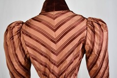VICTORIAN FRENCH 2 PIECE VISITING DRESS WITH PARIS LABEL, 1890s