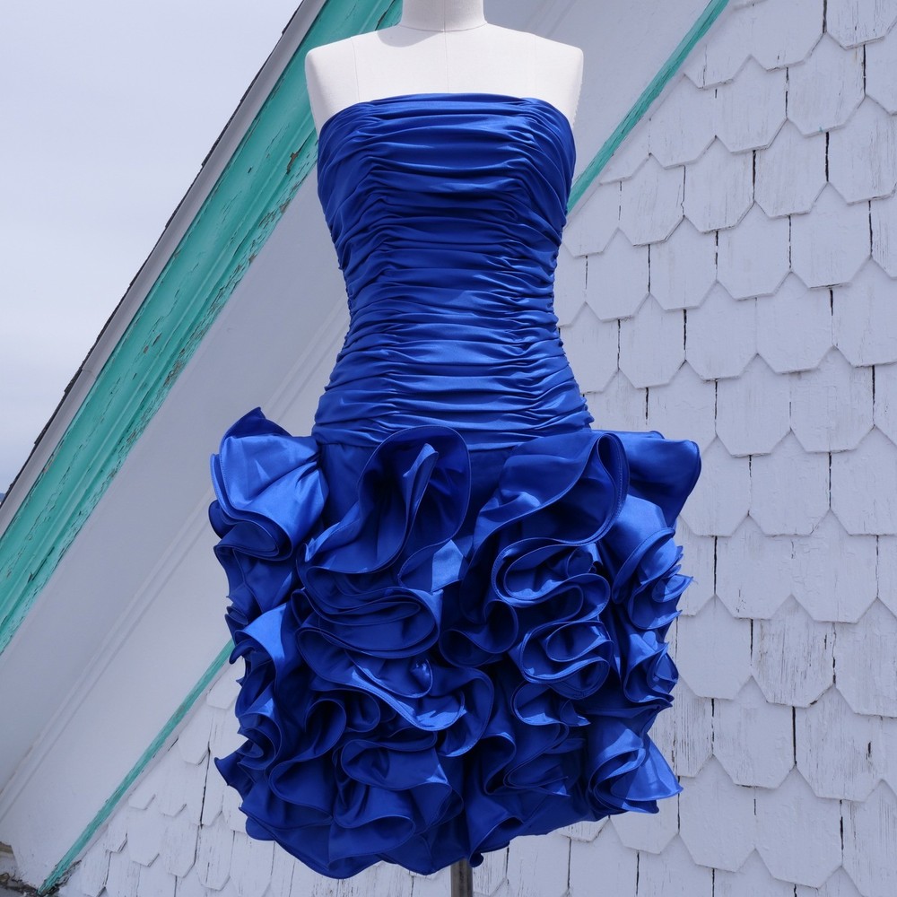 Super fun vintage 80s Alyce Designs poofy cha cha strapless party dress