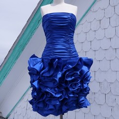 Super fun vintage 80s Alyce Designs poofy cha cha strapless party dress