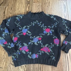 Vintage Maggie Lawrence Embroidered Granny Core Sweater Floral Large Runs Small