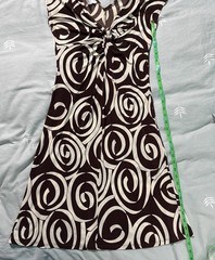Vintage Brown White 1980’s Mid-Length V-Neck Swirl Abstract Stretch Dress S/M
