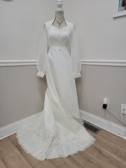 VTG’70s JCPENNEY Off White Organza/Prairie Pioneer Wedding Dress/Long Sleeve