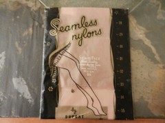 Vintage Seamless Mesh Seamless Stockings Beige 8 1/2×33 1/2″