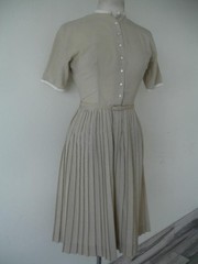 Women’s XS S Vtg 1950’s L’Aiglon Dress Pleated Taupe Button-Front Belted Cotton
