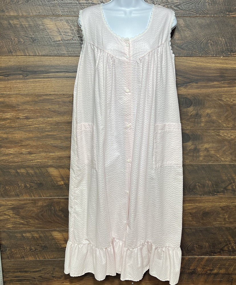 Carole Night Gown Women’s Medium Pink Seersucker Lightweight Grannycore Smock