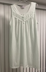 Lady Manhattan Vintage Women’s Nightgown Size Medium Green Satin Sleeveless USA