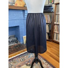 Vintage Dixie Belle Half Slip Black Anti-static Size Medium Lace Trimmed Slits
