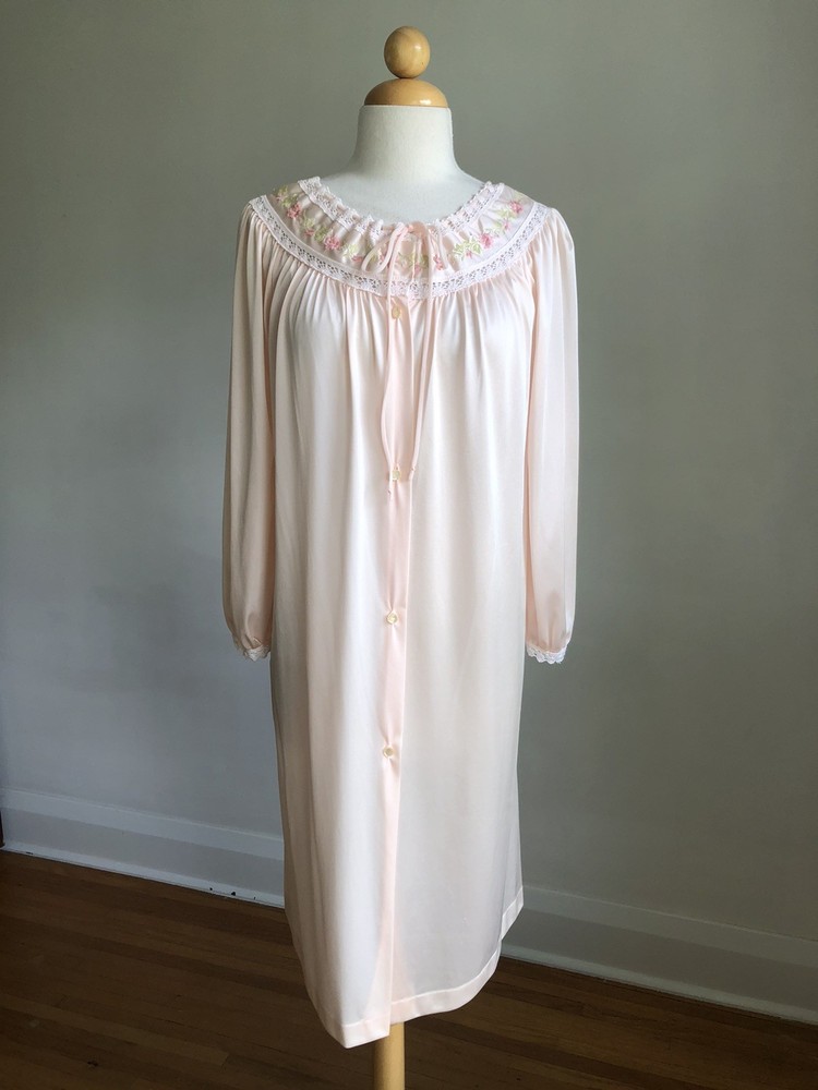 GORGEOUS VTG LORRAINE Light Peach Nylon Floral Embroidered Button-up Nightgown S