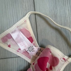 Vintage Victoria’s Secret Heart Print V-String Thong 2001 Y2K Pink Red NWT Small