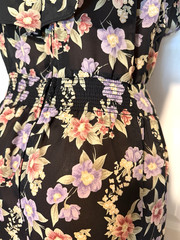 VTG 90’s KARIN STEVENS BLACK FLORAL W/ RUFFLE CAPE BODICE DRESS SZ 10P