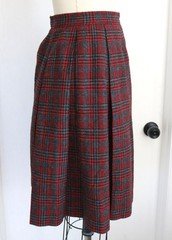 Vintage 70s Red Gray Wool Pleat Check Plaid Full Skirt W23 3/4