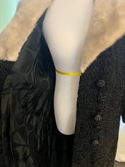 Vintage Persian Curly Lambs Wool Women’s Coat Mink Collar 3/4 Sleeve 44 Inches