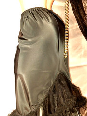 VTG SATIN SHINY F. WEST TRANSPARENT DBL NYLON RUFFLES CHIFFON ORGANZA HALF SLIP