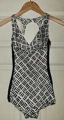 Rose Marie Reid Vtg. Mod swimsuit black white geometric Size 12