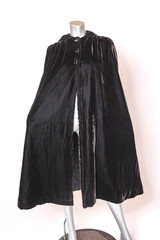 Vintage 40’s-50’s Long Black Hooded Velvet Opera Cape Cloak Unbranded O/S