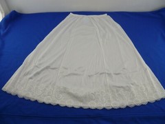 Dixie Belle 6 Panel 29″ Nylon Half Slips, Made In USA (4513 Tall)