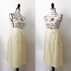 Vintage 1960s Pale Yellow Lightweight Midi Skirt with Belt Loops