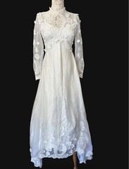 Vintage Wedding Dress With Train