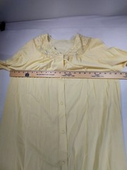 VTG Shadow Line Peignoir Set Gown & Robe Butter Yellow Rose Buds Lace Maxi M 70s