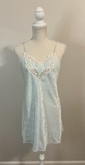 Vintage Val Mode Pale Blue Floral Pattern Satin Nightie w/Lace Sz Small
