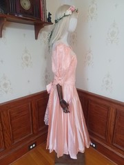 Vintage 1980s Peach Satin and Lace Puff Sleeve Fairy Tale Princess Prom Dress