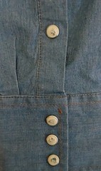 Vintage Wrangler Denim Pearl Snap Shirt~Custom Frayed Hem~Signature Pkts Size S