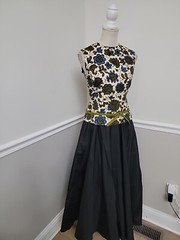 Vintage 1960s SUE BRETT Blue Green Floral Paisley Top.
