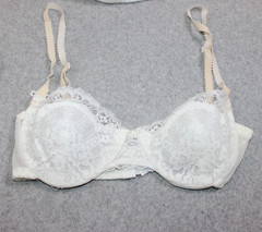 Vintage Olga Bra 32B Women White Lace Ruffle Sheer 90s Underwire Sexy NEW USA