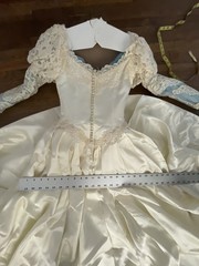 Vtg ALFRED ANGELO Wedding Dress-Lace Puff Sleeves-Satin-Long Train & Vail-Petite