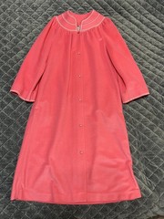 EVELYN PEARSON VINTAGE DACRON POLYESTER SNAP LOUNGE ROBE PINK M