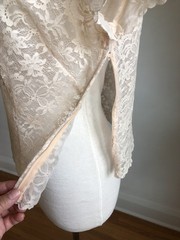 STUNNING VTG SAKS FIFTH AVENUE Ivory Lace Short Sleeve Top Blouse SZ 34