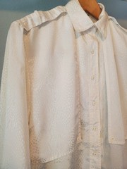 Vintage Alexandria White Snake Print Satin Blouse Epaulettes Hong Kong Size 4