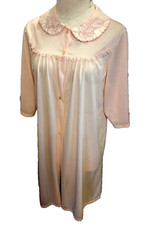 Vintage Deena of California M Peignoir Robe pink nylon Embroidered collar button