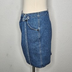 Vintage Dockers Levi’s Denim Wrap Skirt Medium Wash Blue Made in USA Size 10 12