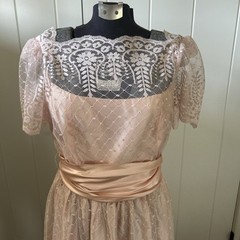 Vintage 1970’s JC Penny Peachy Pink And Lace Dress Size 11/2