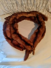 Vintage 6 Pelt Mink Fur Stole Scarf Shaw 44 inches Long Mouth Clasp Or Button