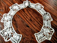 Vtg Lady’s Dress Collar Ivory Handmade Cluny Lace 3-D Appliqued Vines