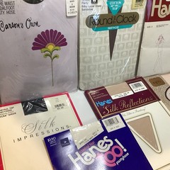VTG LOT OF 7 PAIRS OF NOS STOCKINGS PANTYHOSE VARIOUS SIZES & COLORS HANES ETC.