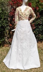 VICTORIAN 19TH CENTURY WHITE LINEN SKIRT WITH RICH SNAPDRAGON HAND EMBROIDERY