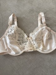 36D Ivory Nylon & Lace U/W Unlined Vintage OLGA Shimmerlilies Bra #33007 36C