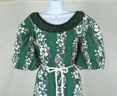 VTG 1960s 70 LUCKY YOU HAWAII FLORAL MUUMUU DRESS GREEN WHITE PURPLE COTTON POLY