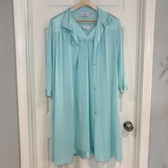 VTG Aqua Mint Blue Two-Piece Nylon Peignoir Nightgown & Robe Set Size M & L USA
