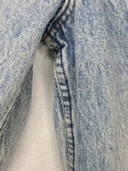 Vintage Levi’s Jeans, Acid Wash, High Waisted, made in USA, tiny, 24″ button fly
