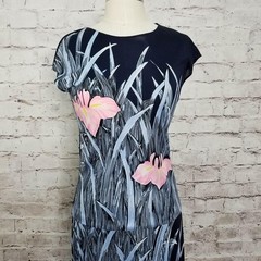Vintage 70s Mac Tac of Paris for Leonard Sunshine Navy Floral Nylon Skirt Set