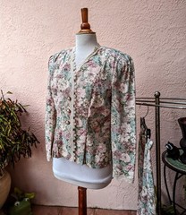 Vintage 1980 s V.L.P Petites Union Label skirt suit