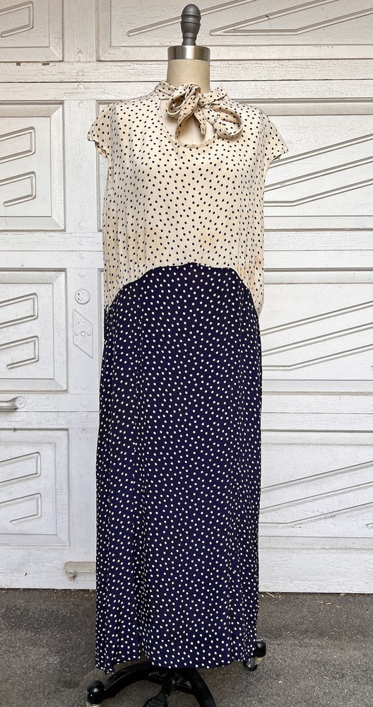 Vintage 1930s White & Navy Blue Polka Dot Crepe Silk Shift Dress Pussy Bow Tie
