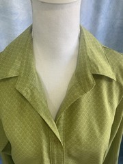 Vintage 1990s EUC Worthington Medium Green Textured Long Sleeve Button Up Shirt